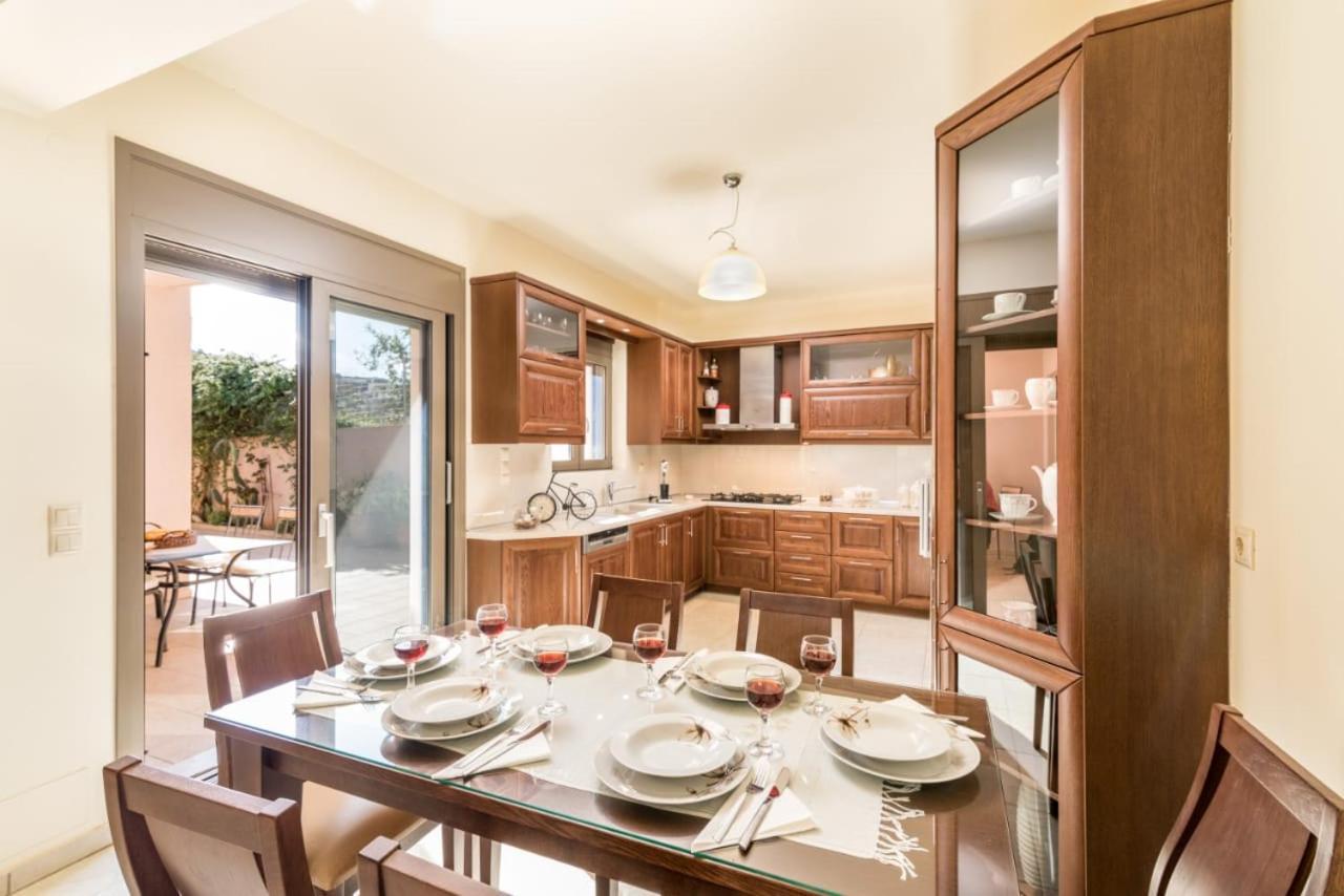 Villa Olive Tree Пицидия Экстерьер фото